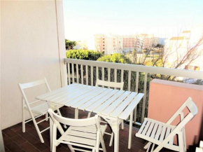 Appartement 2 pièces avec terrasse, parking privé, proche mer et commerces - FR-1-307-57